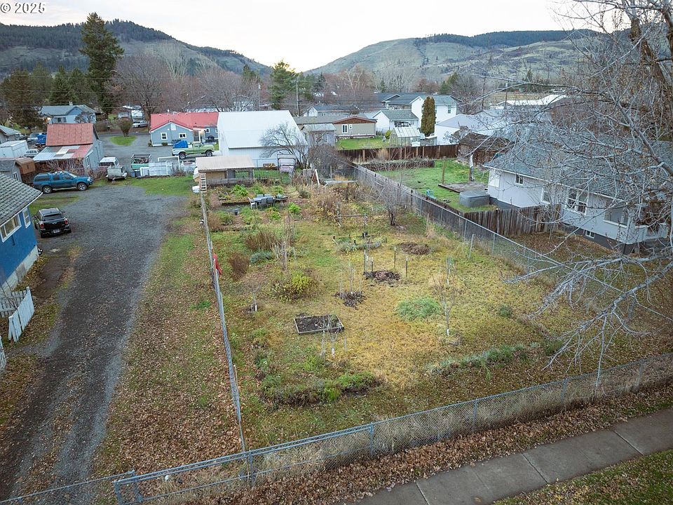 1st image of 0 N Spruce St