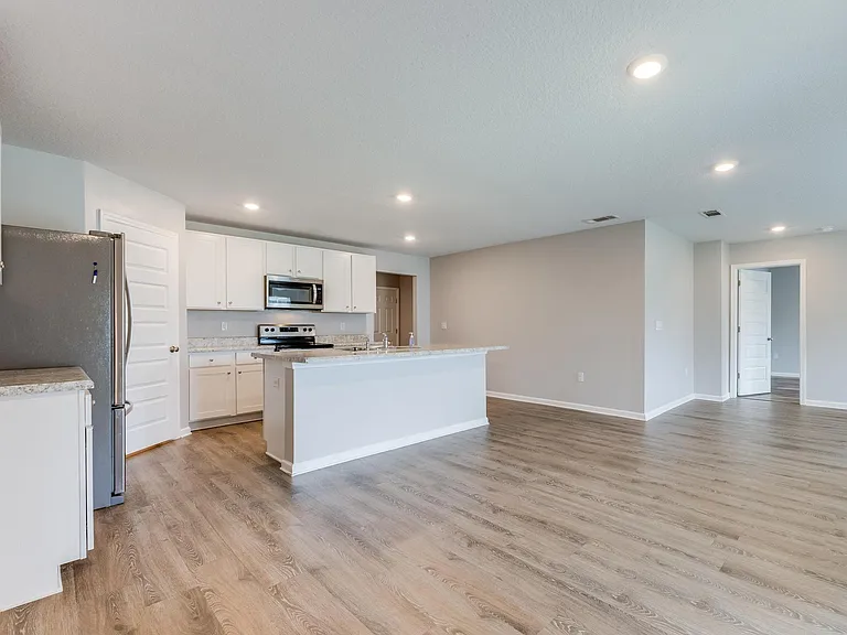 310 Flounder St — Photo 10