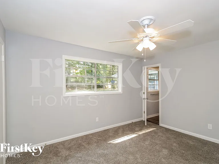 76 Hunters Cir — Photo 12