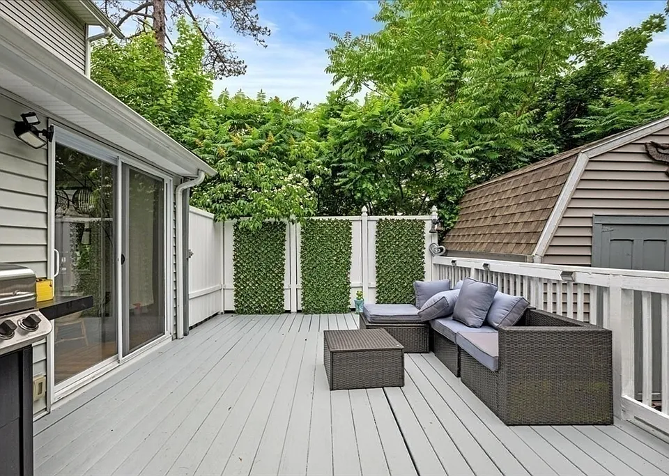 1 Dixon Ave #3