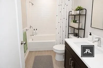1342A Commonwealth Ave #B — Photo 4
