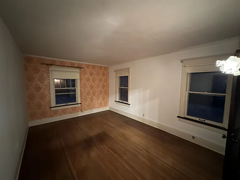 Unit Photo