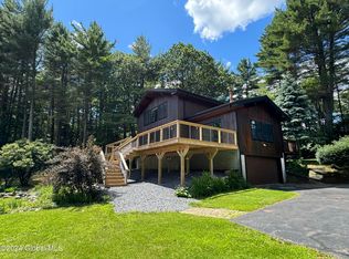 324 Plank Rd, Porter corners, NY 12859