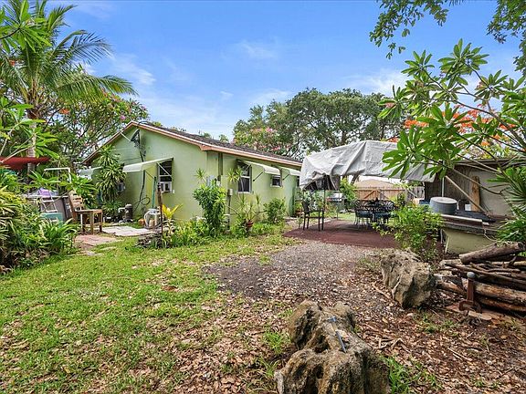 5th image of 1402 S Seacrest Boulevard
