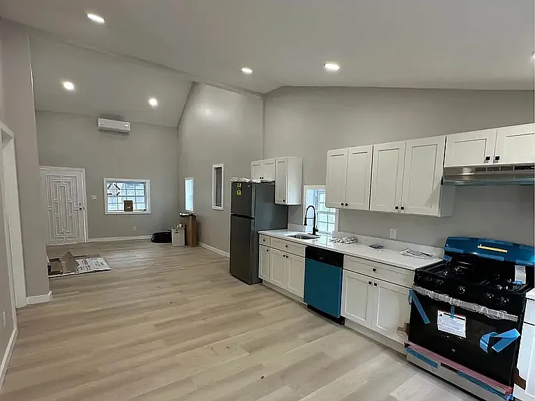 18 Forester Ave #0 — Photo 10