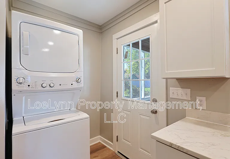 41 South St — Photo 16