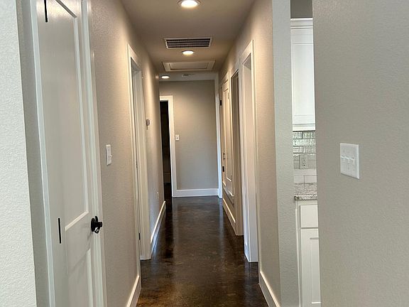 5th image of 2885 Bobwhite Rd #1