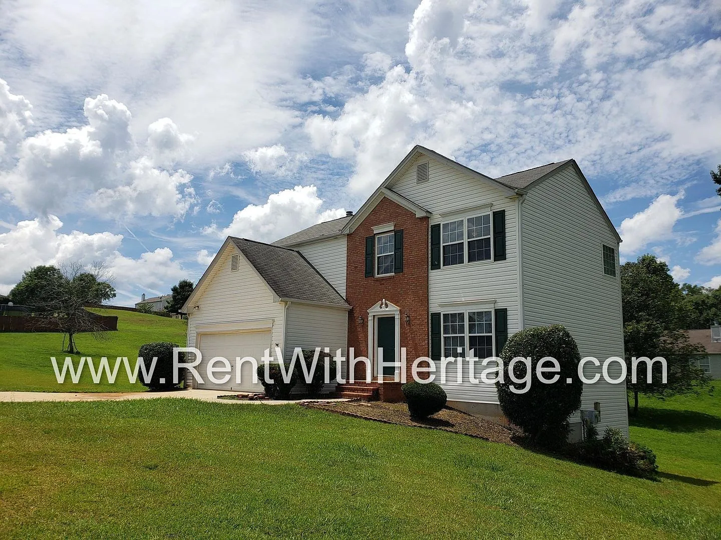 Come See This Amazing 3bedroom/2.5 Bath Home With So Much Room And A Full Unfinished Basement And... — Photo 2