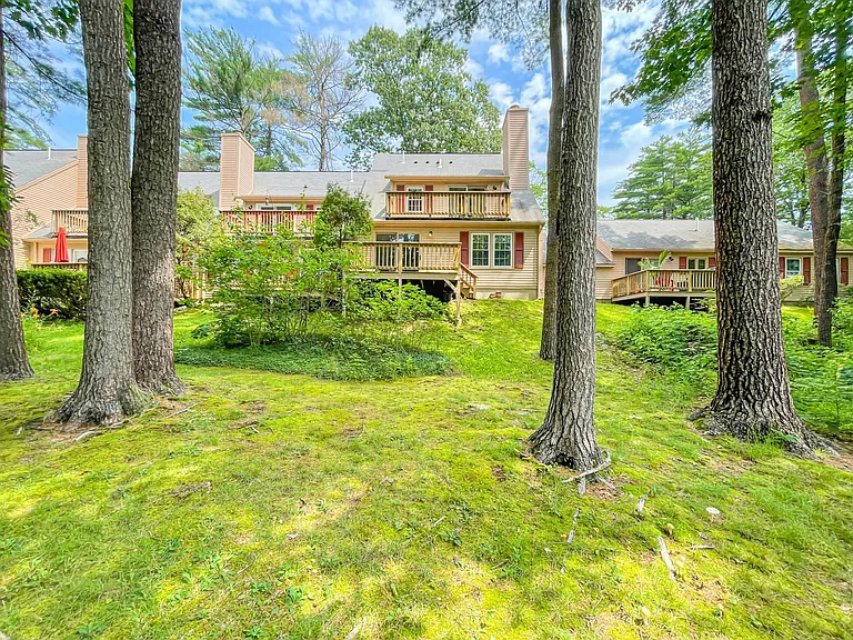 5 Dresden Ct — Photo 69