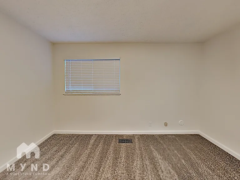 3757 39th Ave #2 — Photo 12