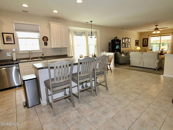 4th image of 84 Marlow Drive