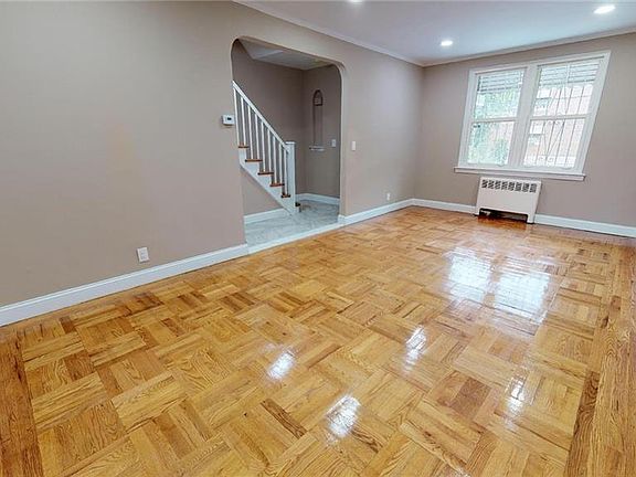 2nd image of 3207 Mickle Ave
