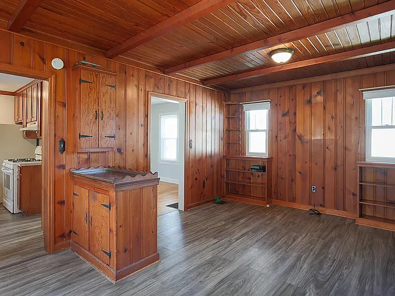 815 E Chestnut St — Photo 27