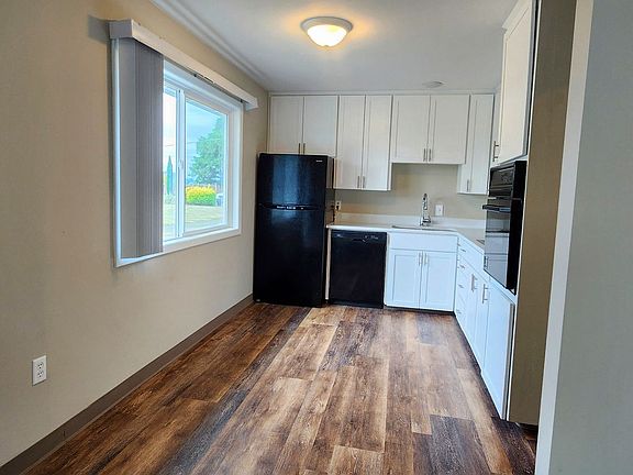 4th image of 13214 SE River Rd #13266