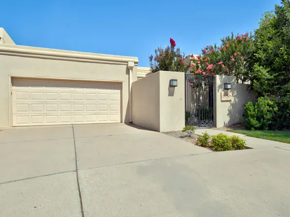 6056 Vista Campo Rd NE, Albuquerque, NM 87109