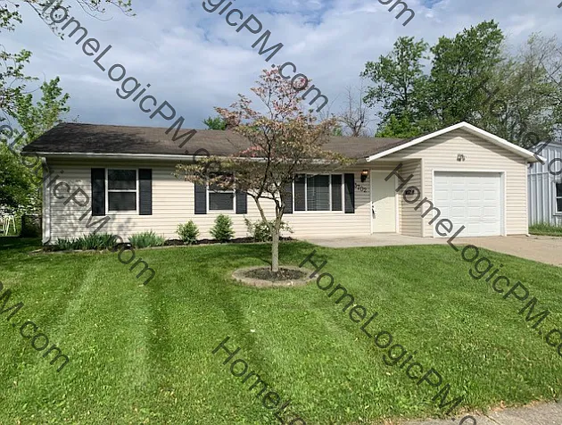 4 bed, 2.0 bath, 1056 sqft, $1,475 — Photo 1