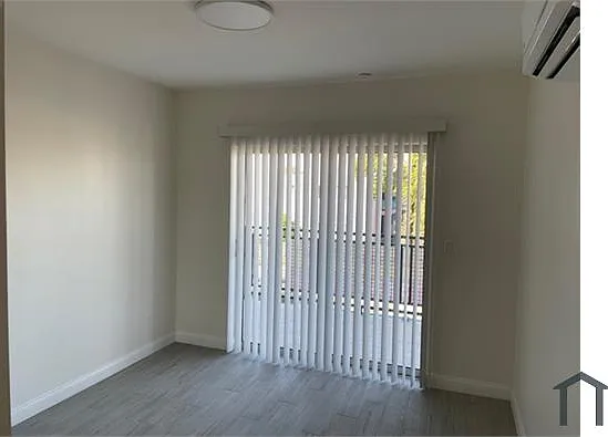 2 bed, 750 sqft, $2,495 — Photo 4