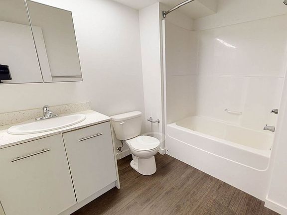 4th image of 9403 102nd Ave #111