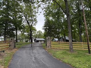 232 State Highway 19, Thayer, MO 65791