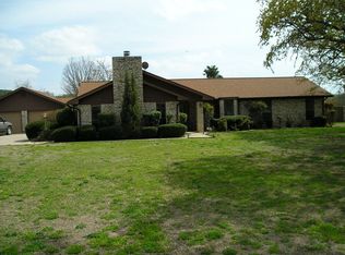 112 Windwood Rd, Kerrville, TX 78028