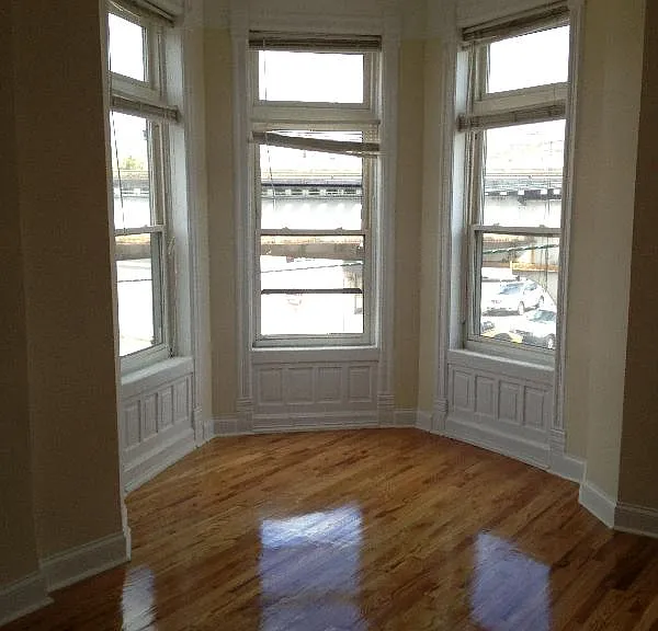 3358 N Sheffield Ave #3 — Photo 2
