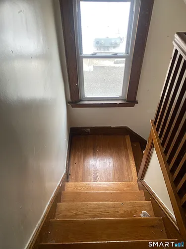 454 Summit St Photo 1