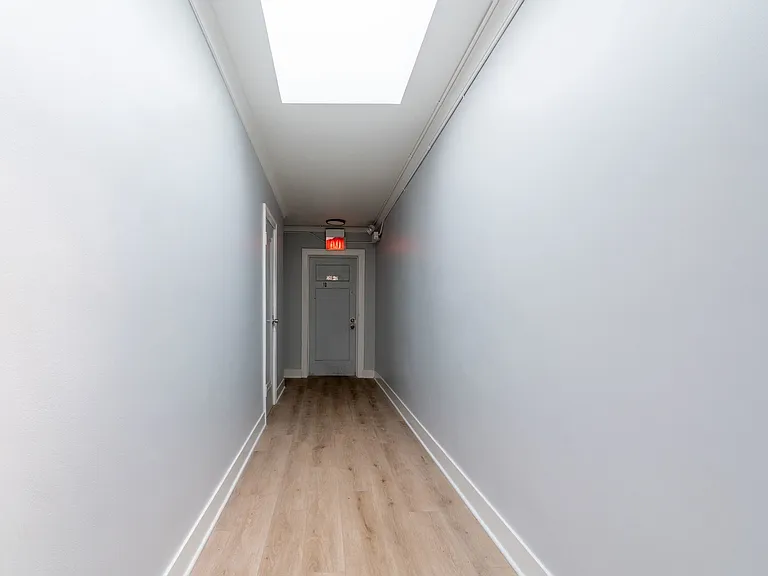 6239 N Western Ave #202 — Photo 23