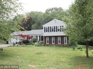 2310 Toddsbury Pl, Reston, VA 20191