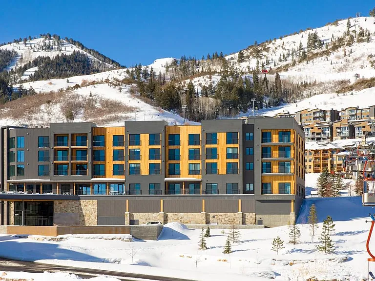 Canyon Haus exterior next to the Cabriolet lift