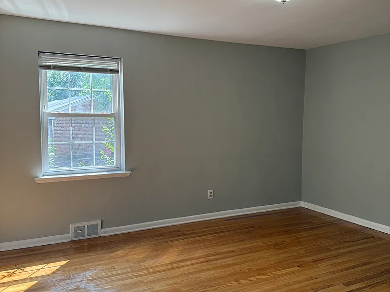 45 Morris Ave #18 — Photo 9