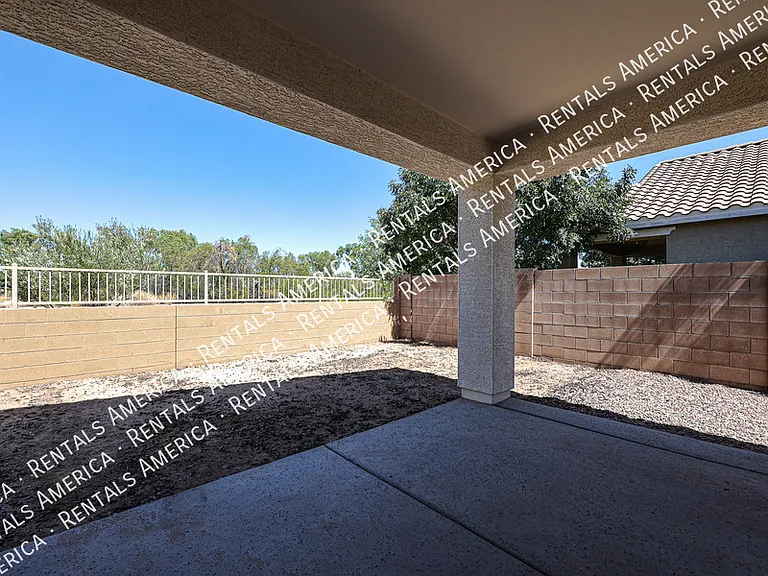 21260 E Calle Luna — Photo 20