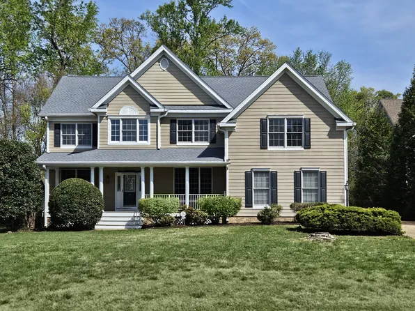 16820 Jaydee Ct, Moseley, VA 23120