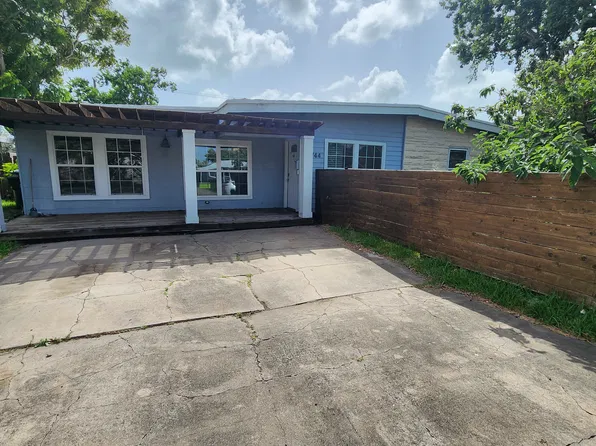 3744 Topeka St, Corpus Christi, TX 78411