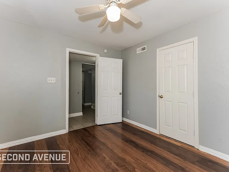 7525 Ashcrest Ln — Photo 18