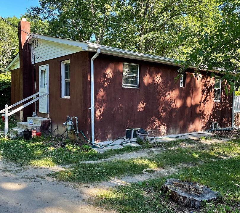 2nd image of 163 Stevens Ave