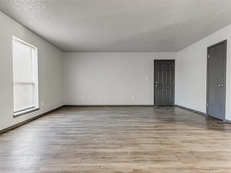 624 Welston Cir #628 — Photo 8