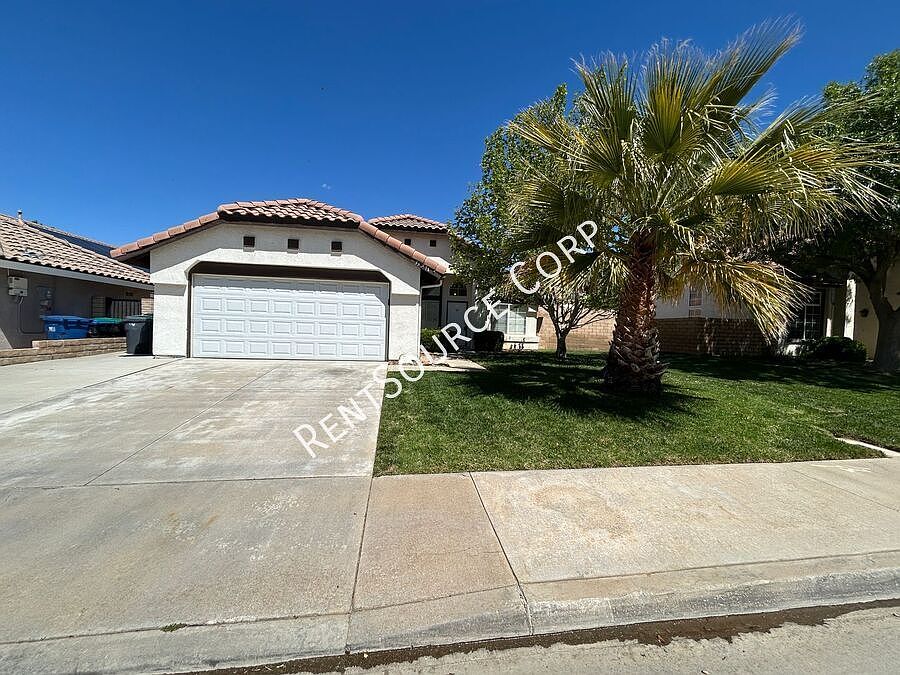 1st image of 39914 Milan Dr