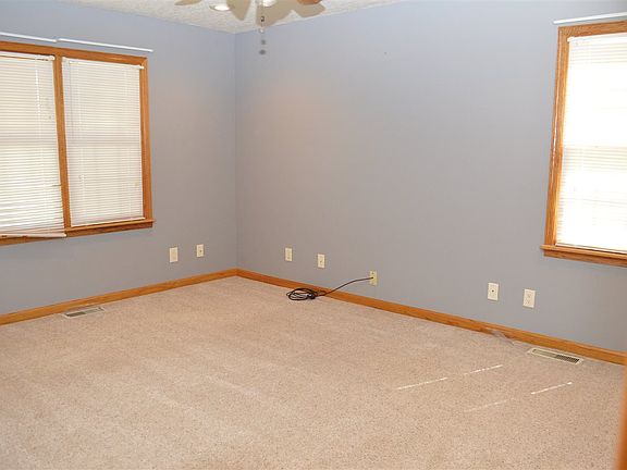 4th image of 206 William St