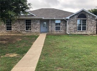 200 Shawnee Trl, Alvarado, TX 76009