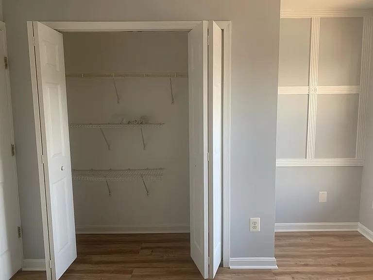 Bedroom - closet