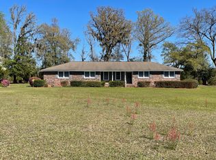 6443 Freedom Rd, Branchville, SC 29432