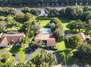9740 NW 35th St, Cooper City, FL 33024