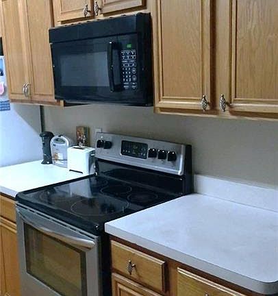 5th image of 1053 Glencrest Dr