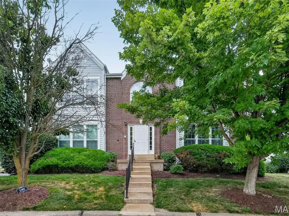 101 Timber Creek Dr, O'Fallon, MO 63368