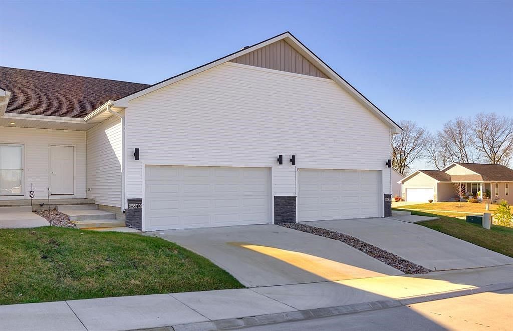 5649 Ponderosa Dr, Pleasant Hill, IA 50327 | MLS #741026 | Zillow