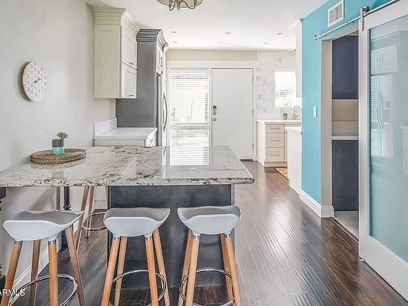 4th image of 4610 N 68th St Unit 430