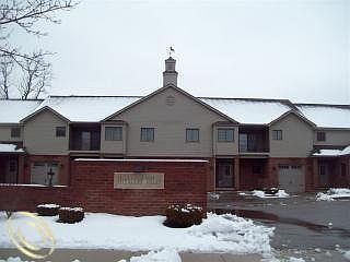 1st image of 42 Highland Ave #1