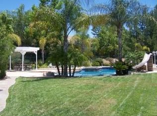 28218 Tambora Dr, Canyon Cntry, CA 91351