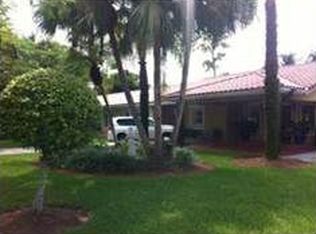 8441 SW 68th St, Miami, FL 33143