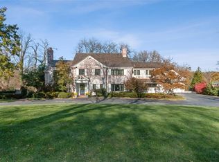 2700 Verona Rd, Mission Hills, KS 66208